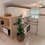Sunny Breeze Maisonette By Rentalspro - Fourka